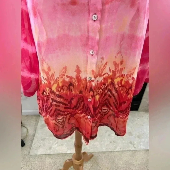 Chico’s Ombré Look Sheer Tunic - Picture 3 of 8